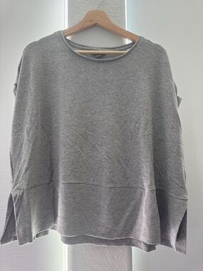 Cos casual boxy gray t shirt Sz S - EUC!